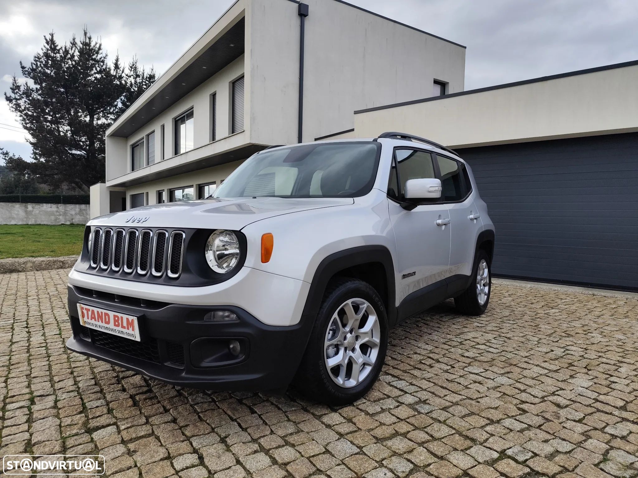 Jeep Renegade - 1