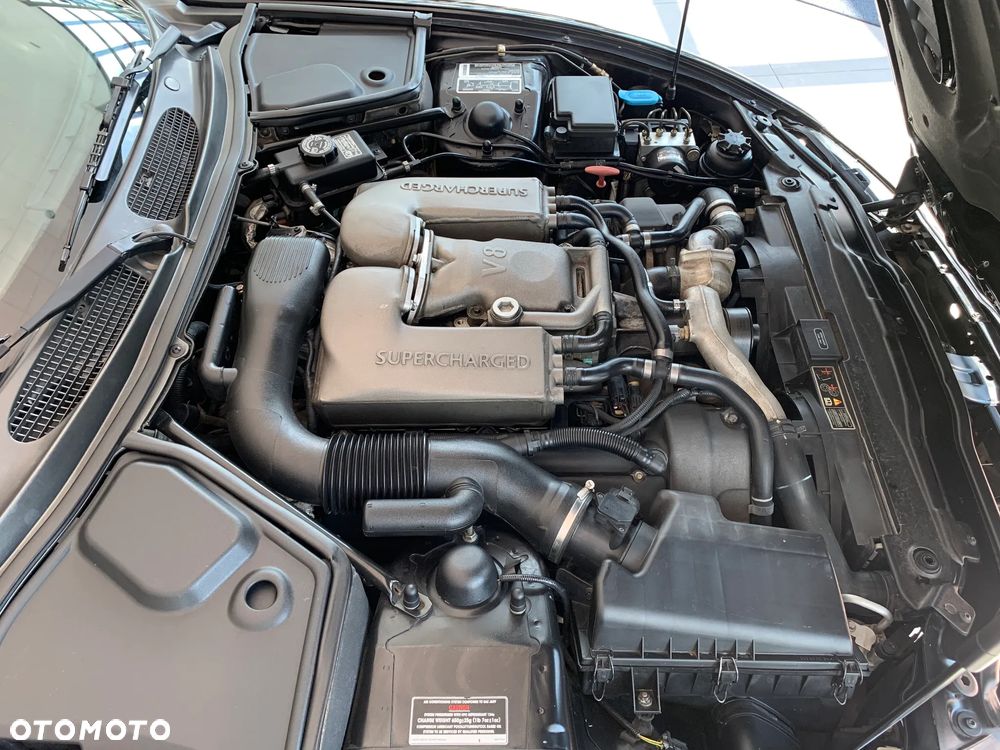 Jaguar XK8 - 29