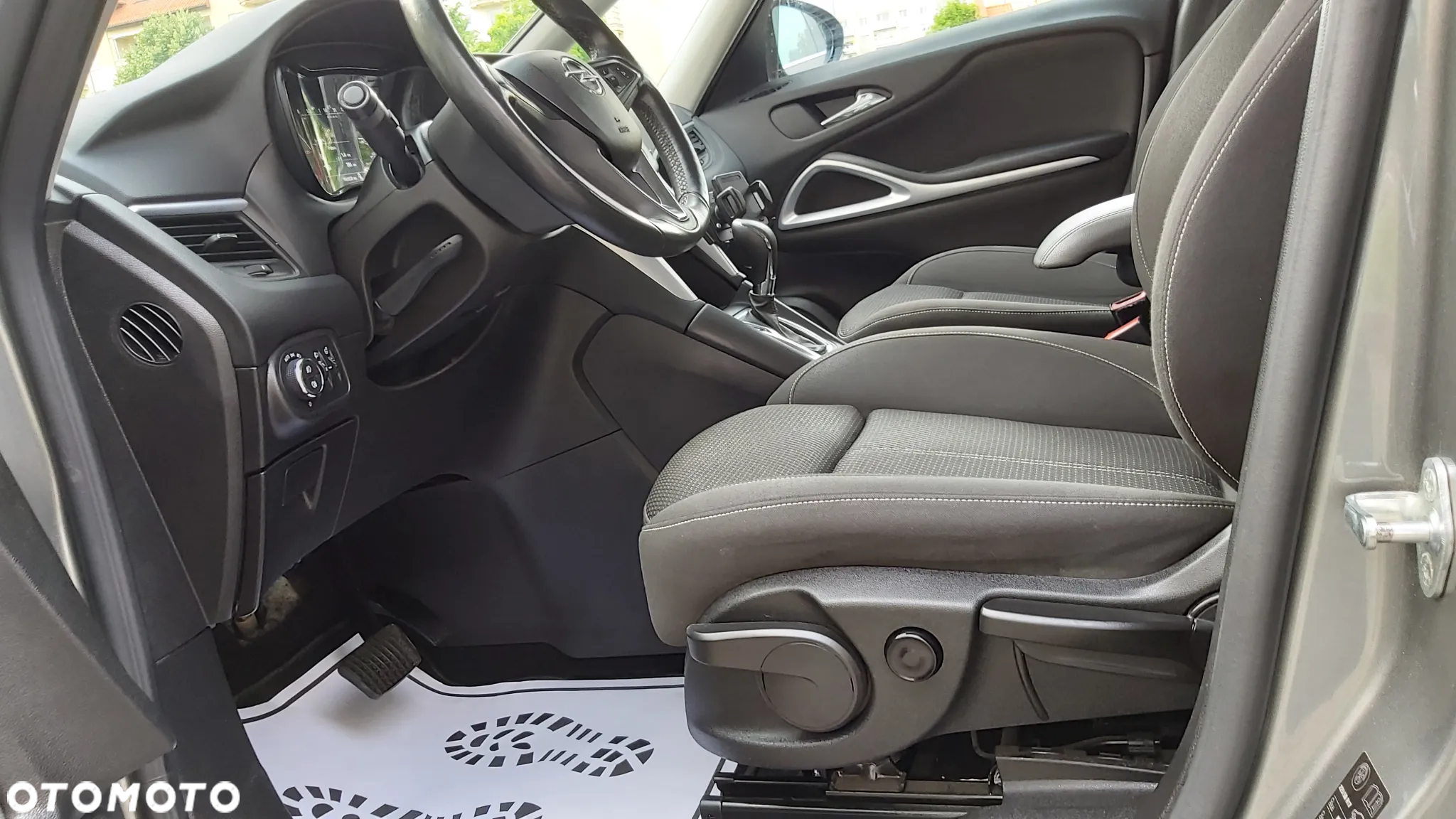 Opel Zafira 2.0 D (CDTI) Automatik Business Edition - 21