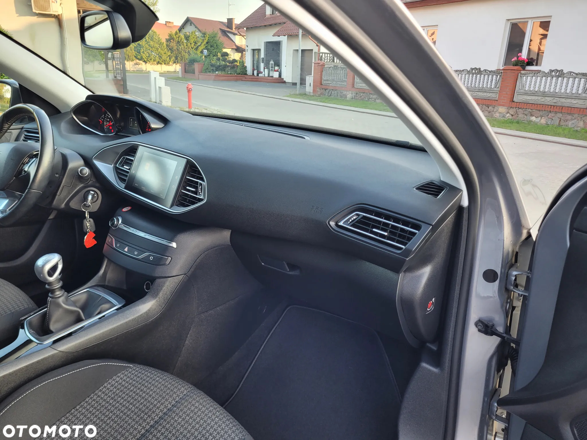 Peugeot 308 1.5 BlueHDi Business Line S&S - 31