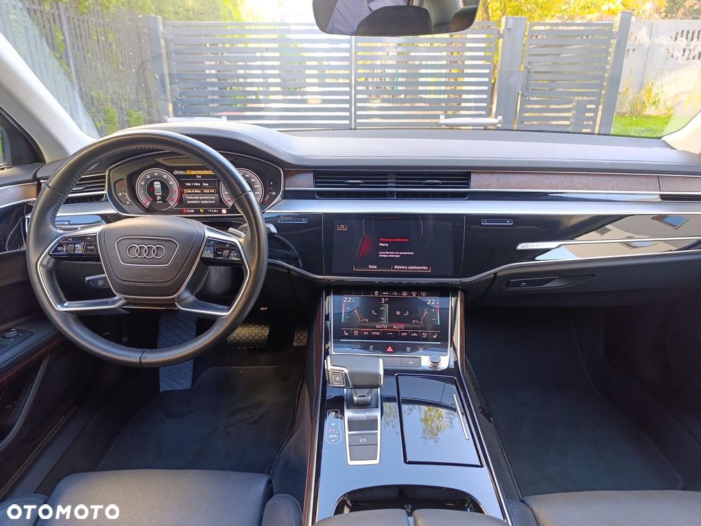 Audi A8 - 11