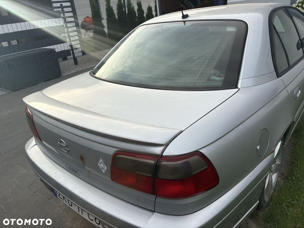 Opel Omega - 3
