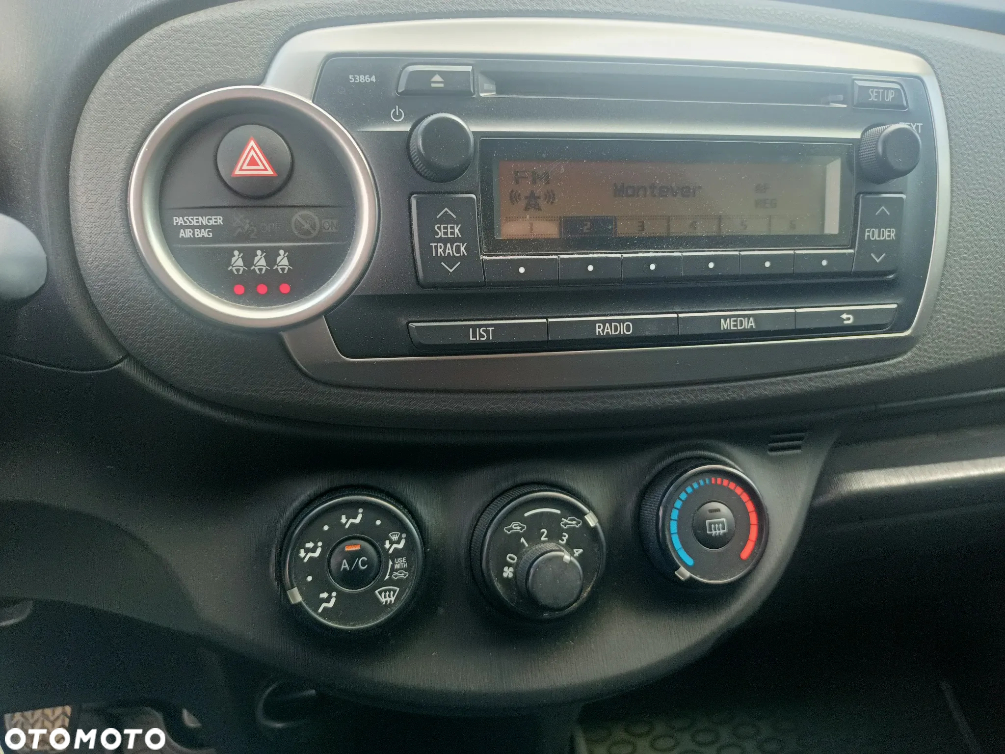Toyota Yaris 1.0 Active - 13