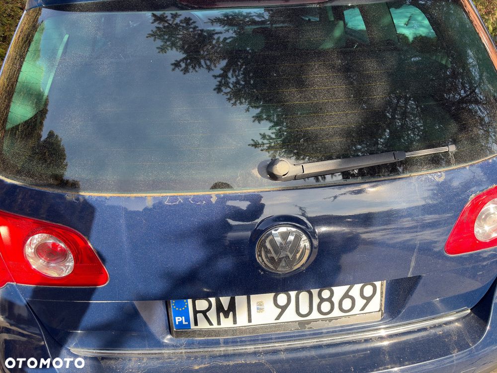 Volkswagen Passat - 11