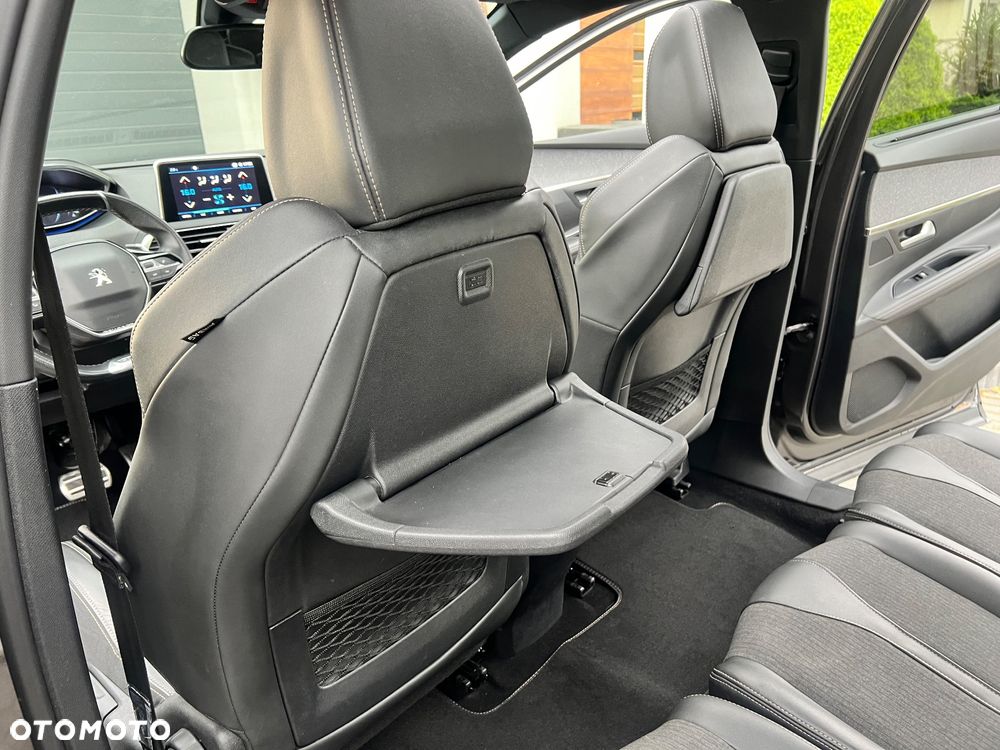 Peugeot 5008 BlueHDi 130 EAT8 GT - 26