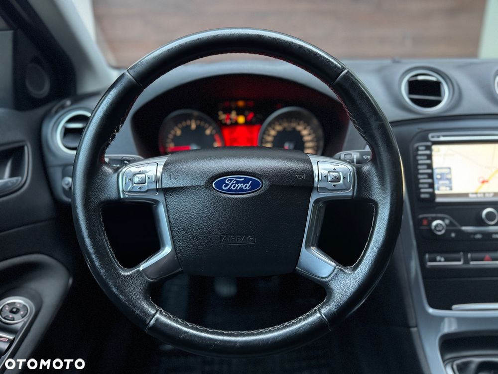 Ford Mondeo 2.0 TDCi Champions Edition - 27