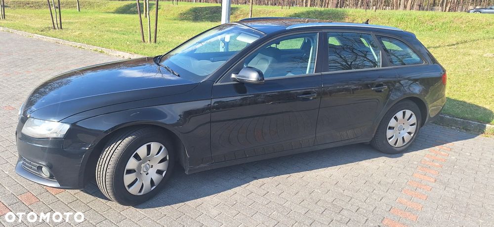Audi A4 Avant - 16