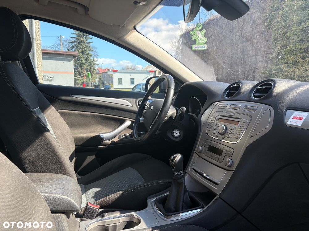Ford Mondeo 1.8 TDCi Ambiente - 7