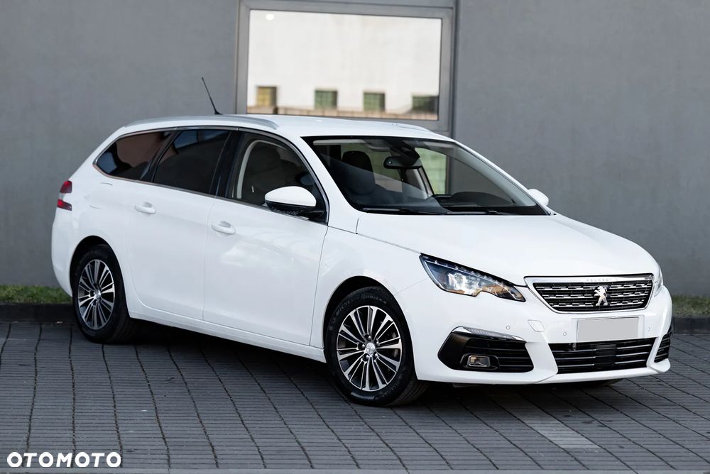 Peugeot 308 PureTech 130 GPF EAT8 Stop & Start Allure - 14
