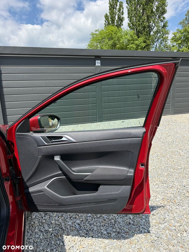 Volkswagen Taigo 1.5 TSI OPF DSG Life - 23