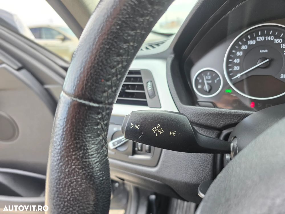 BMW Seria 3 320d DPF Aut. - 25