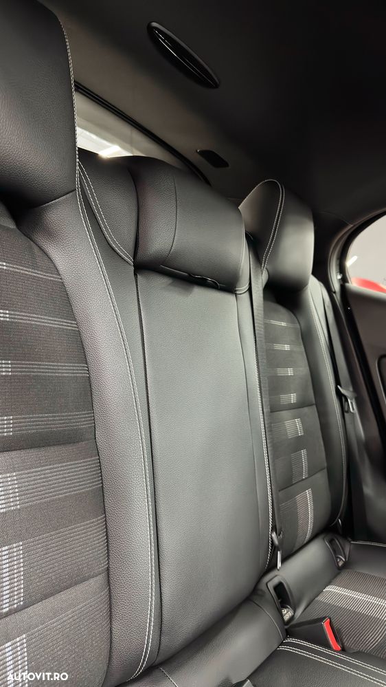 Mercedes-Benz GLA 200 d 4MATIC Aut. - 23