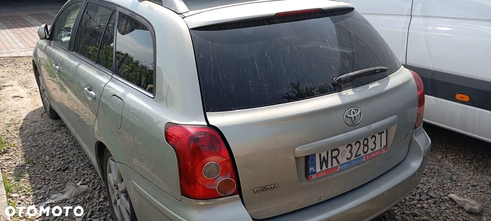 Toyota Avensis 1.8 VVT-i Sol - 3