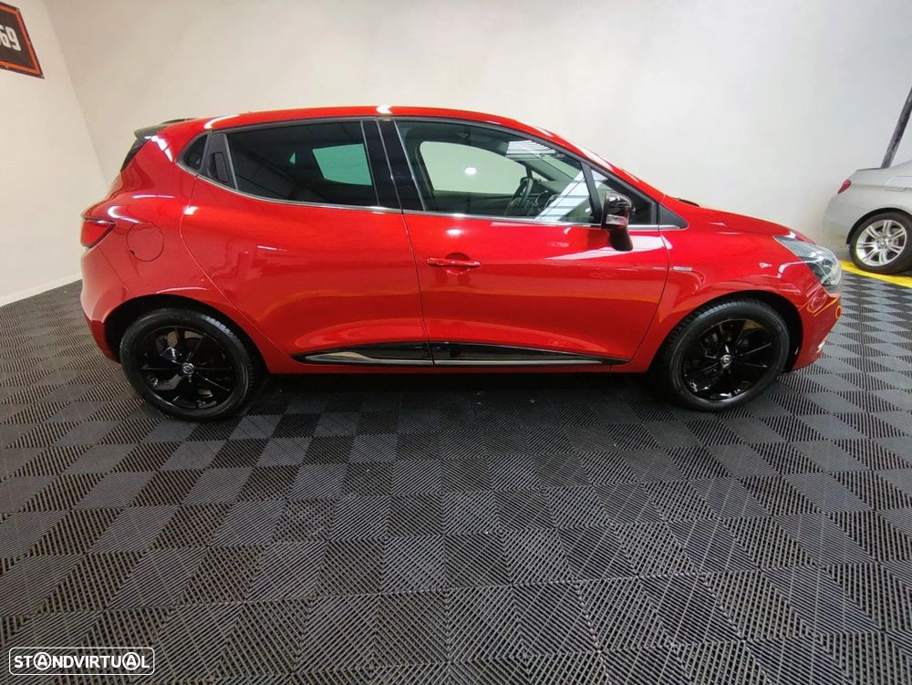 Renault Clio - 8