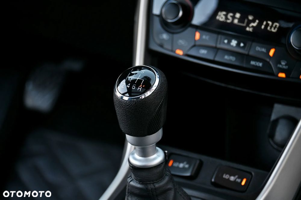 Suzuki SX4 S-Cross 1.6 DDiS Premium 4WD - 29