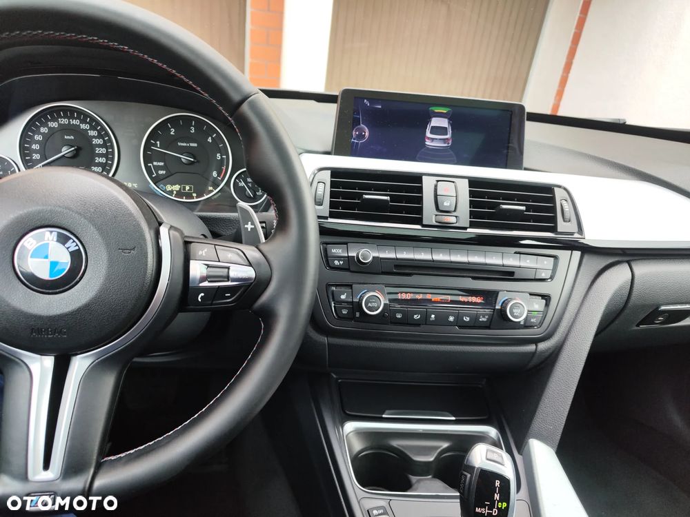 BMW 3GT 318d Luxury Line - 23