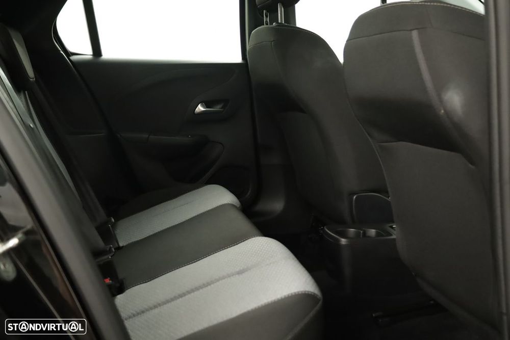 Opel Corsa 1.2 T Edition Aut. — fotografia 20