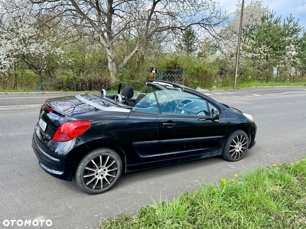 Peugeot 207 CC - 4
