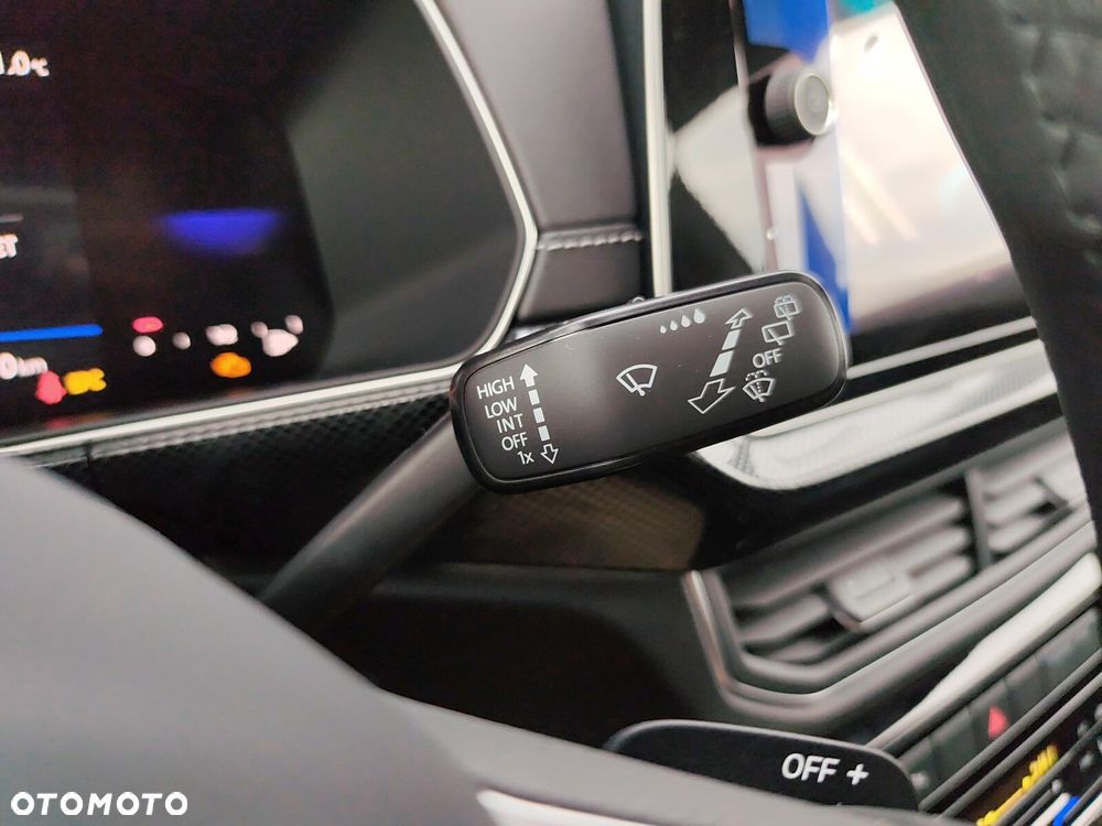 Volkswagen T-Cross 1.0 TSI R-Line Plus DSG - 22