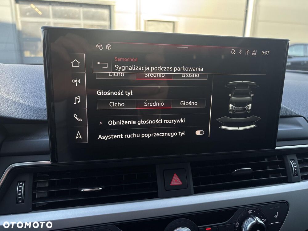 Audi A4 Allroad - 30