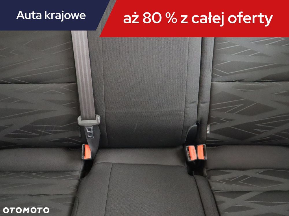 Kia Ceed - 12