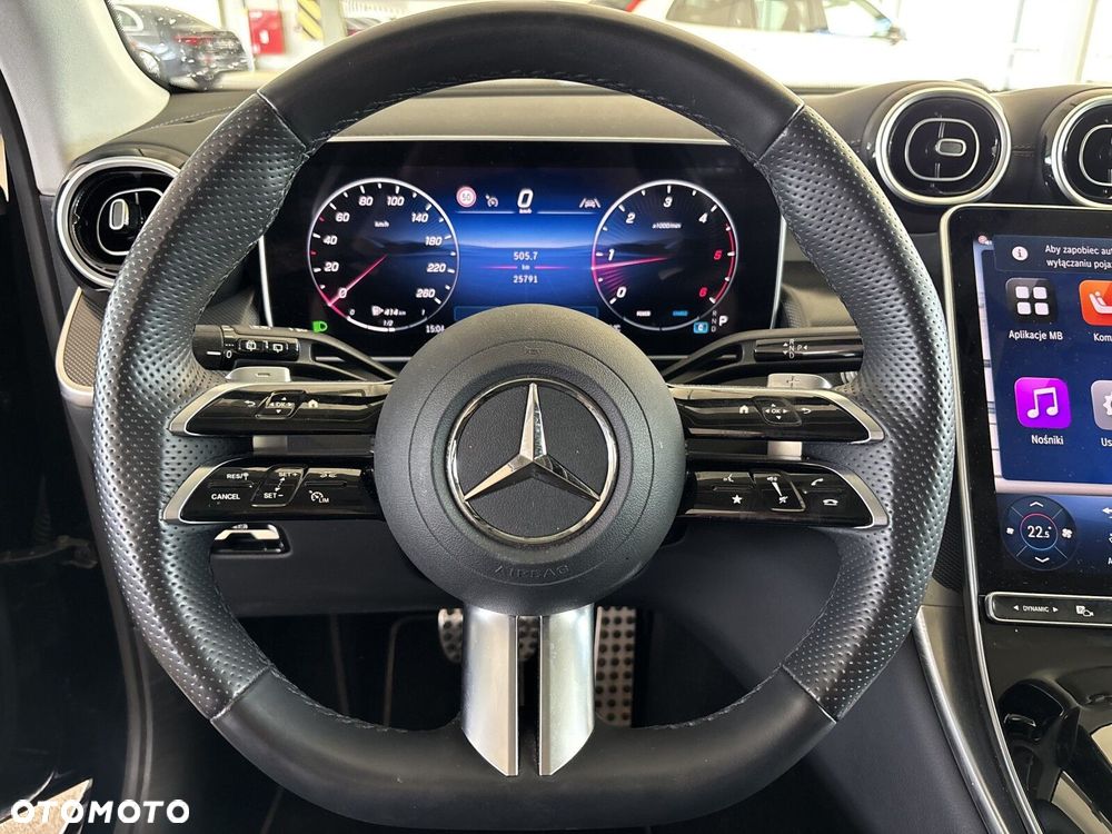 Mercedes-Benz GLC - 12