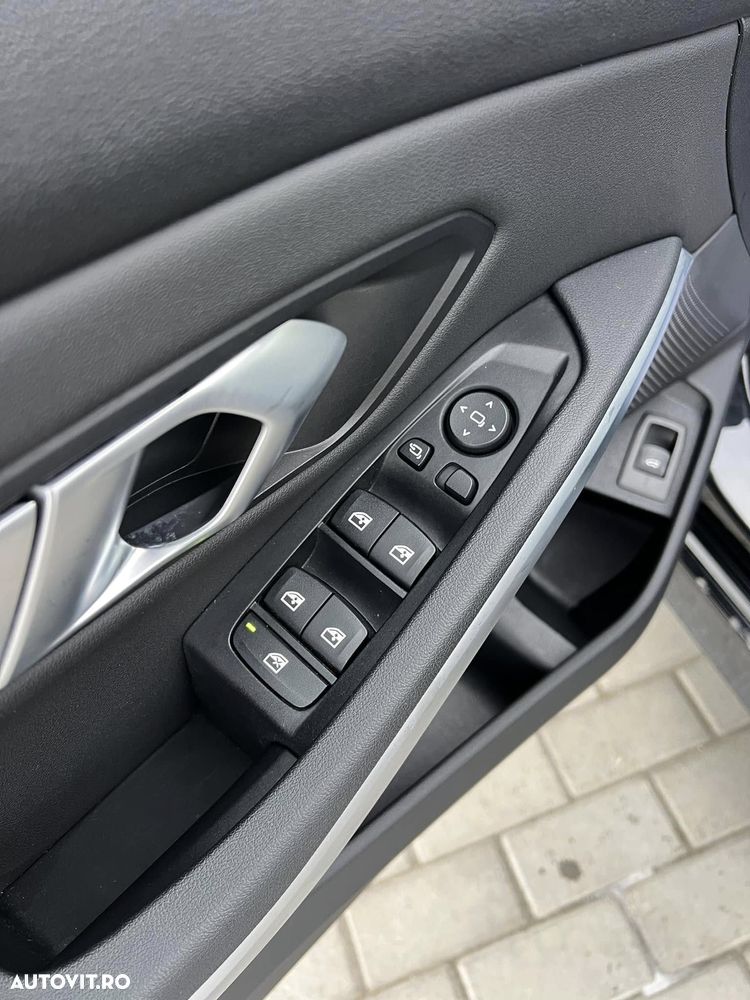 BMW Seria 3 318d Aut. Luxury Line - 20