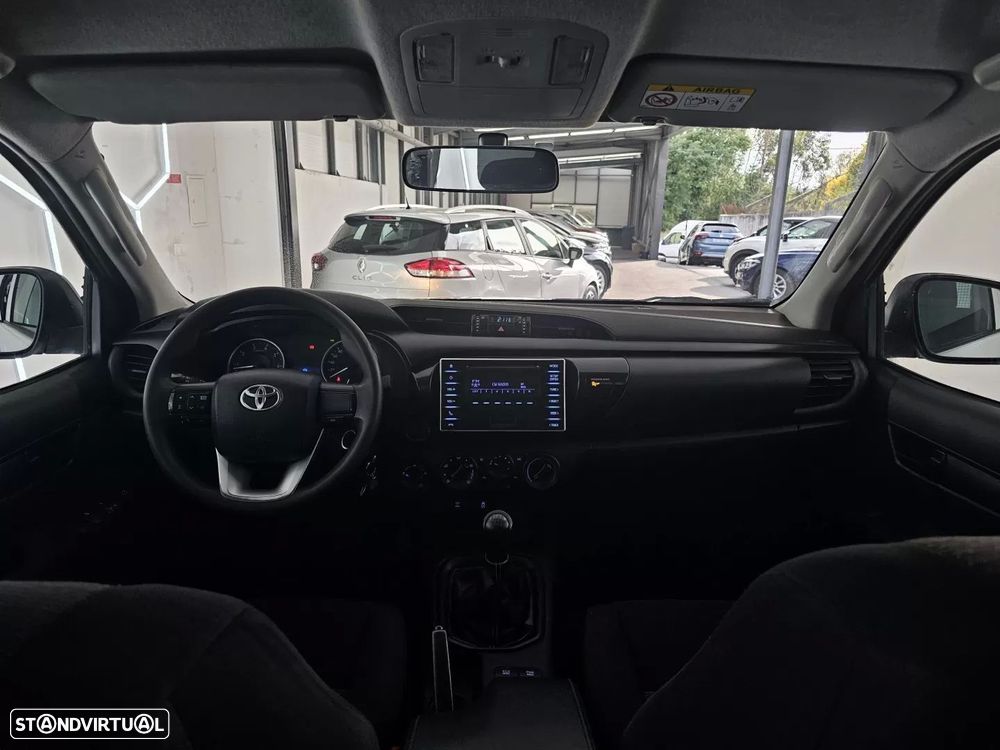 Toyota Hilux 2.4 D-4D 4WD CD CM - 20