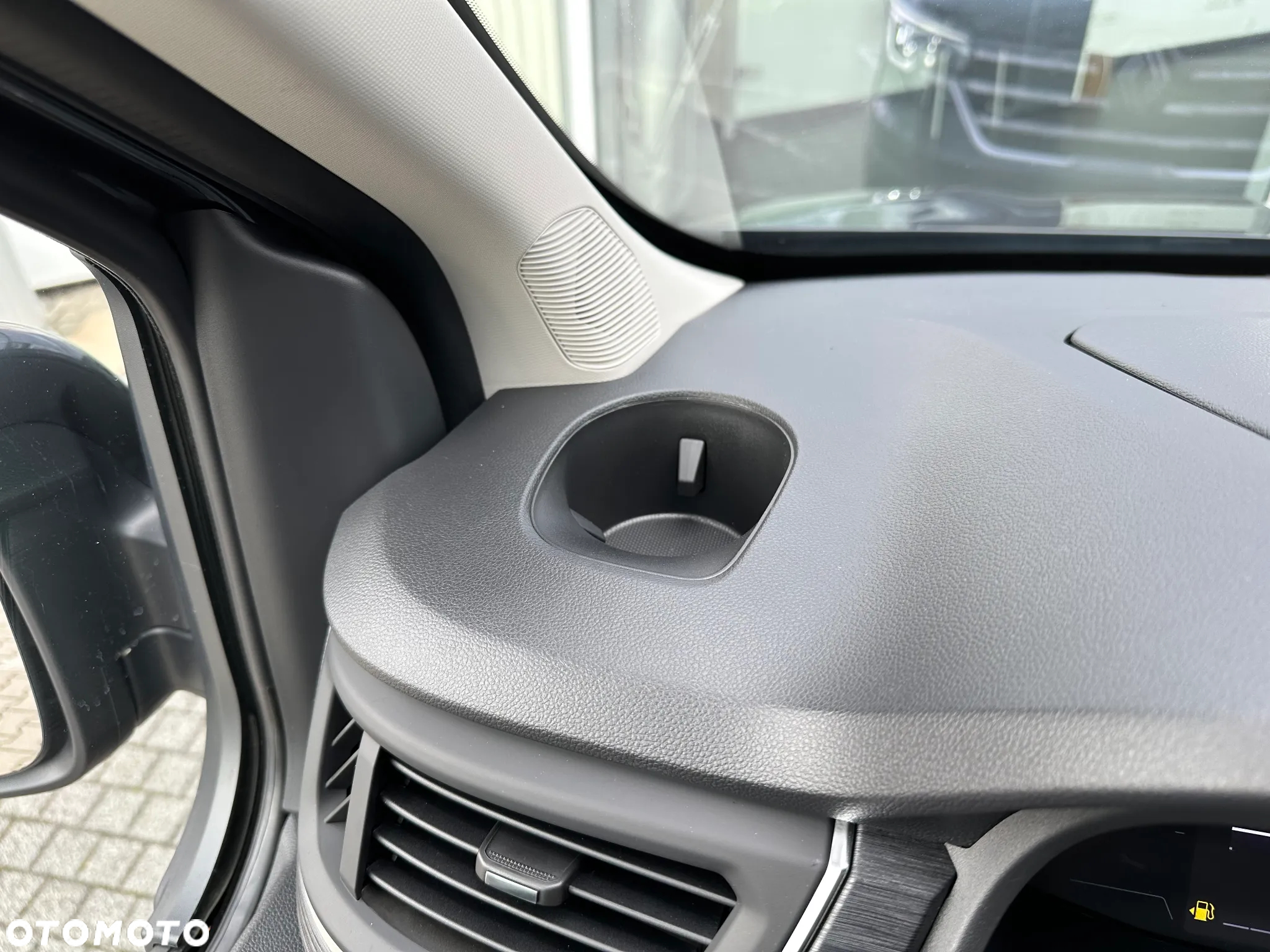 Renault Trafic - 21