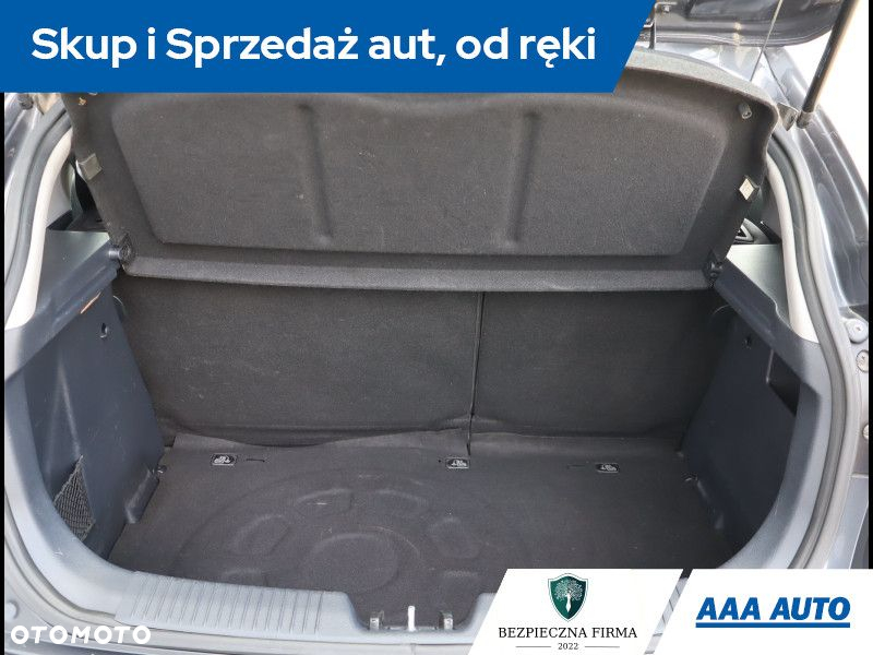Kia Rio - 14