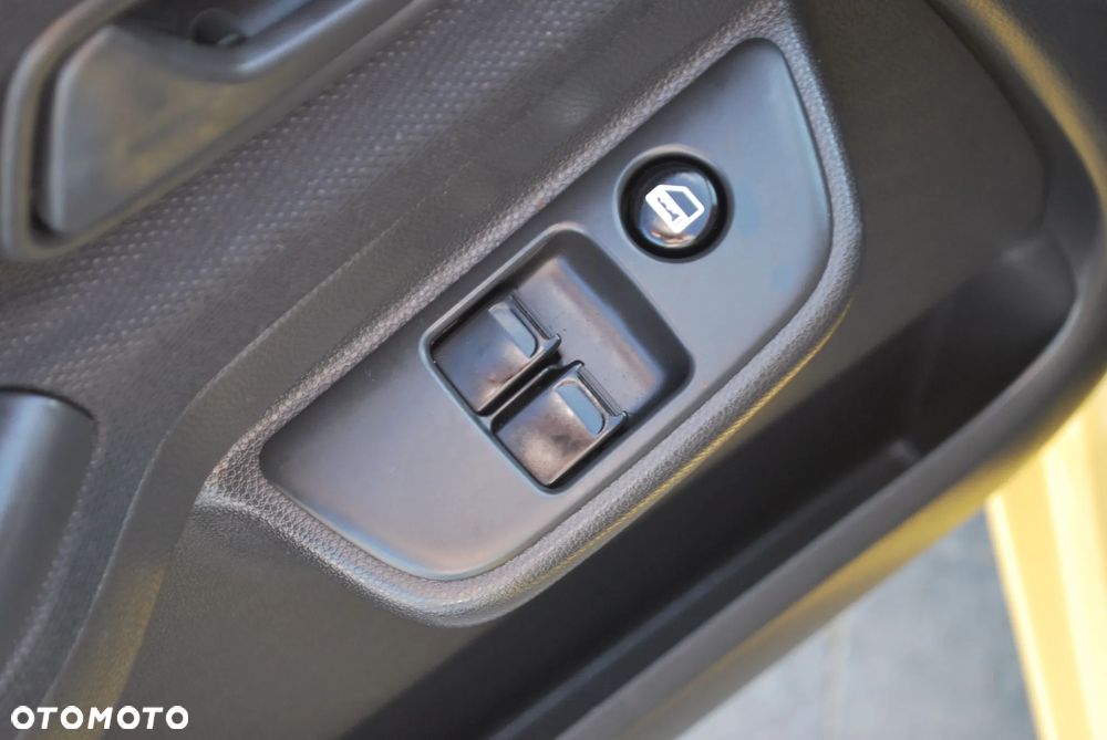Suzuki Ignis - 11
