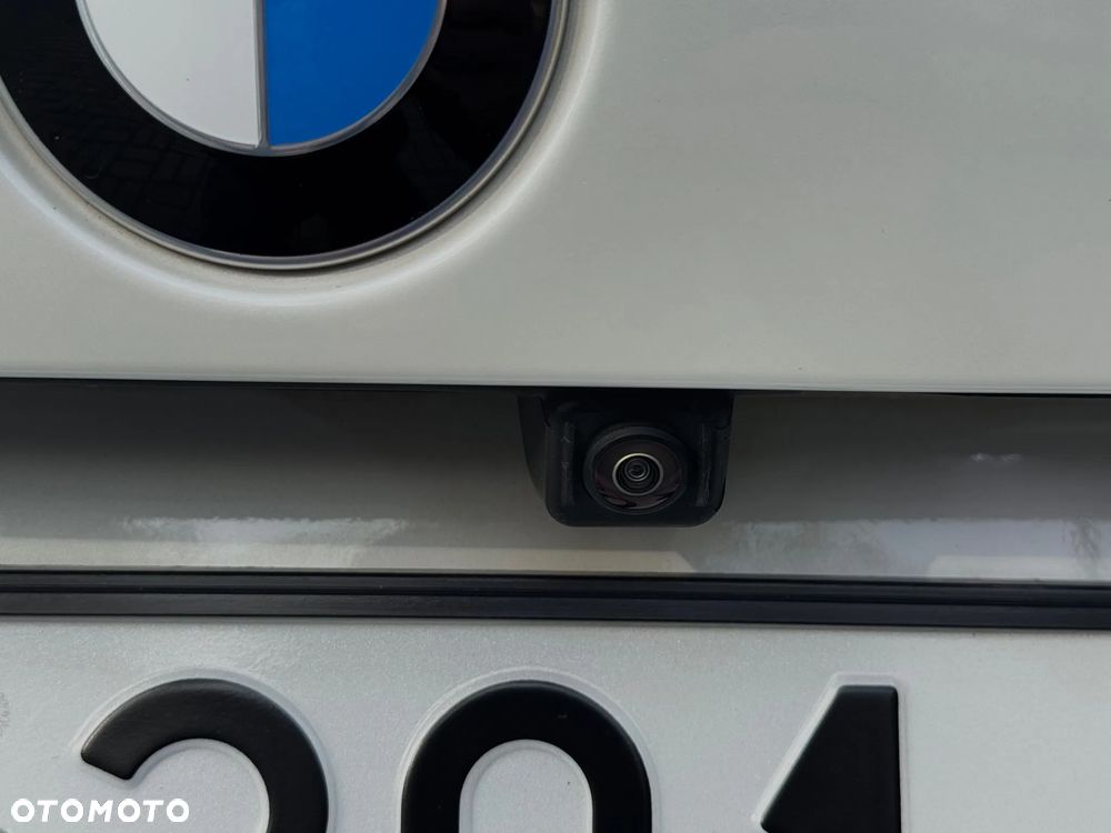 BMW Seria 3 320d xDrive Luxury Line - 29