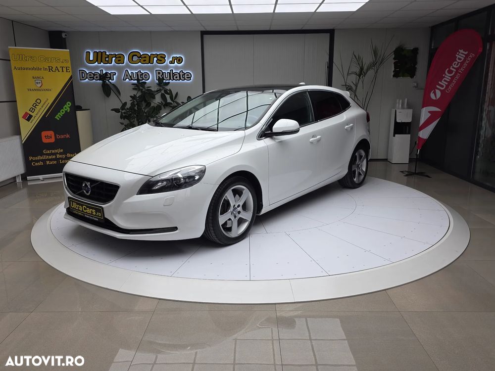 Volvo V40 D3 Summum - 1