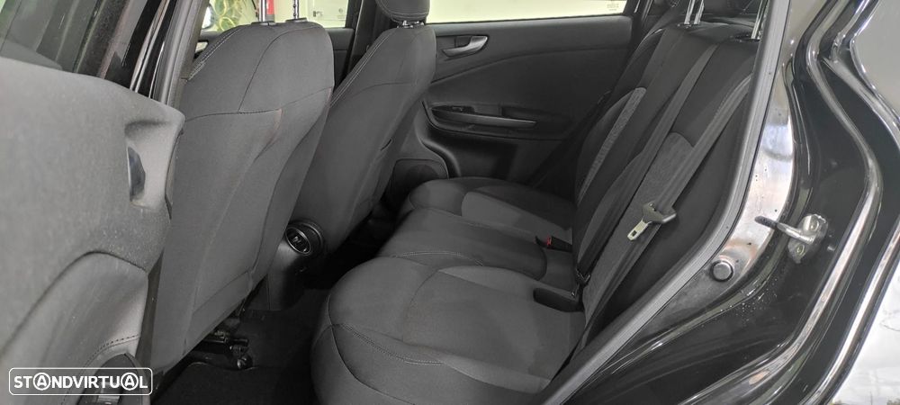 Alfa Romeo Giulietta 1.6 JTDM Exclusive - 6