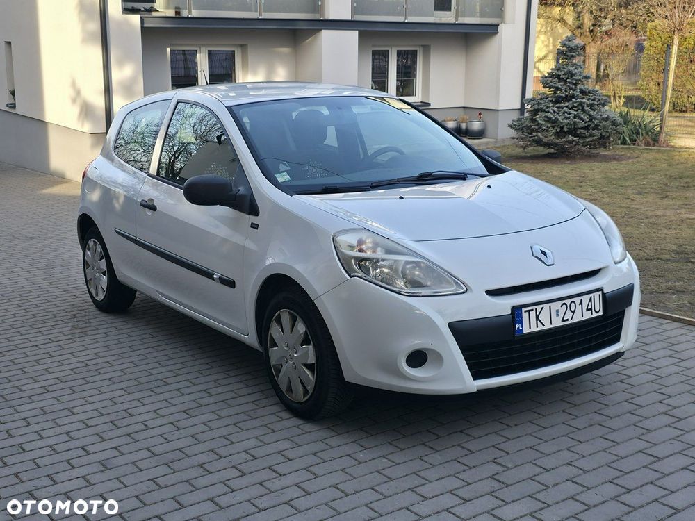 Renault Clio - 2