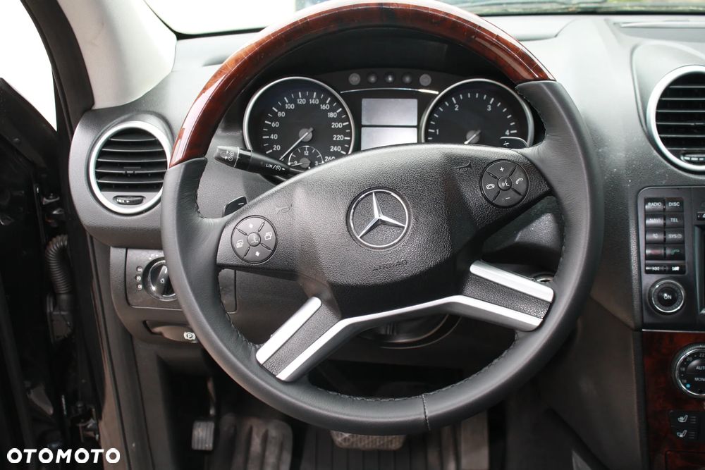 Mercedes-Benz ML 420 CDI 4-Matic - 25