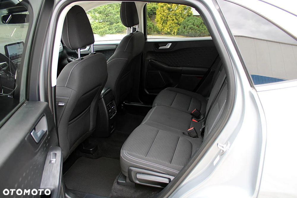 Ford Kuga 2.0 EcoBlue 4x4 TITANIUM - 18
