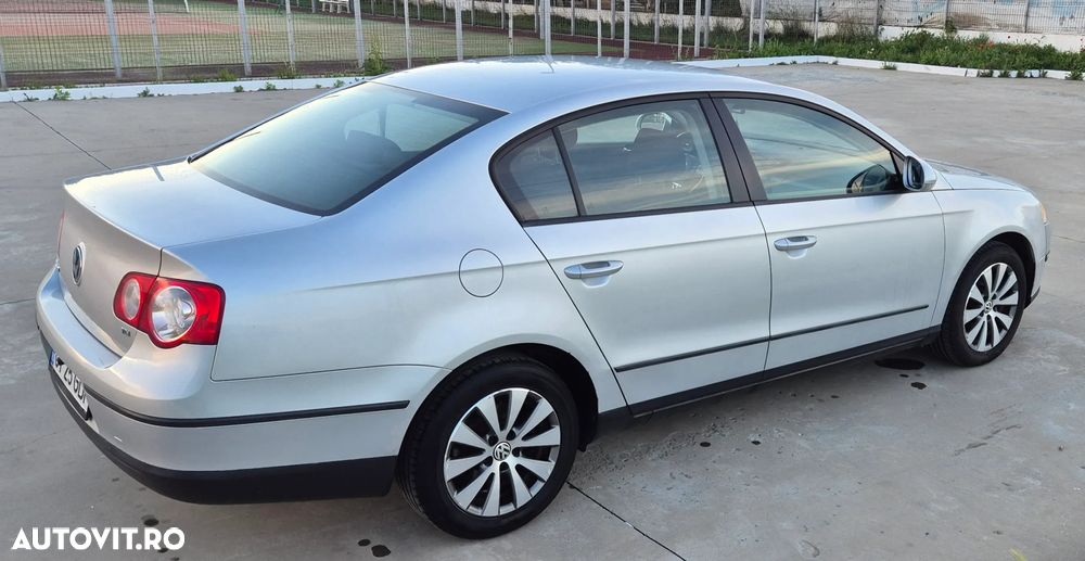 VOLKSWAGEN Passat 2009 — imagine 3