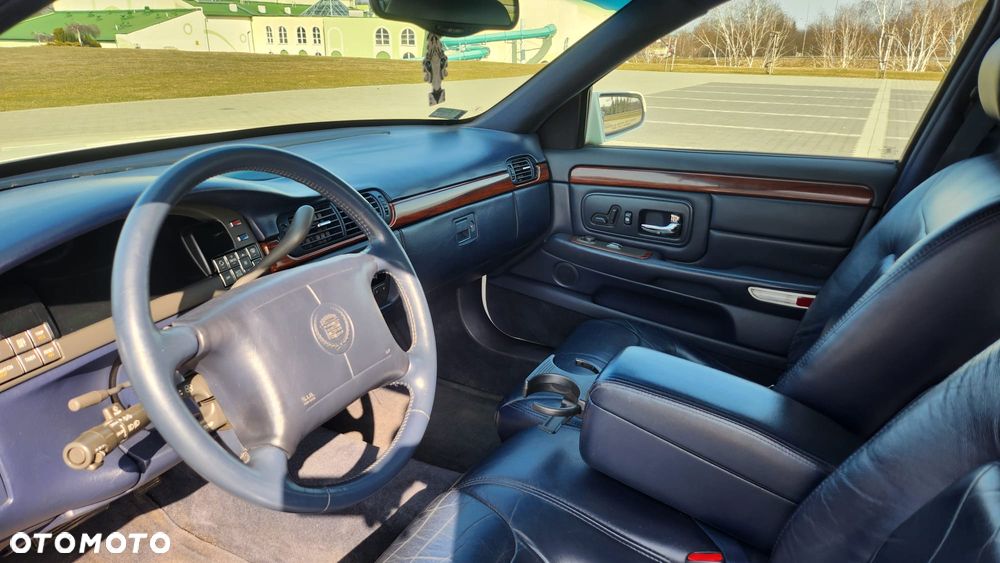 Cadillac Deville 4.6 Concours - 30