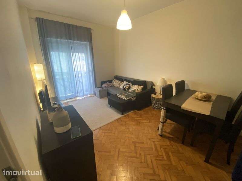 Apartamento T2 Sete Rios - S. Domingos de Benfica