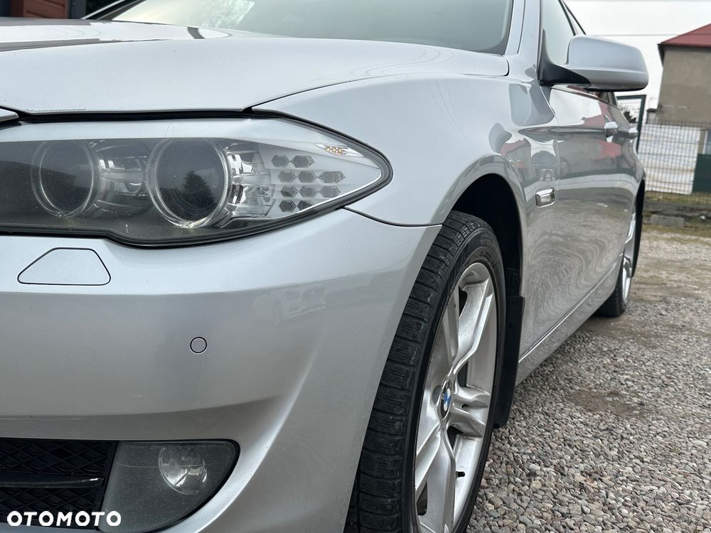 BMW Seria 5 520d Efficient Dynamics Edition - 11