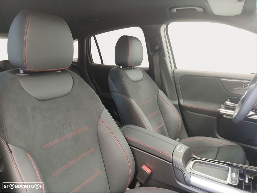 Mercedes-Benz GLA 250 e AMG Line - 13