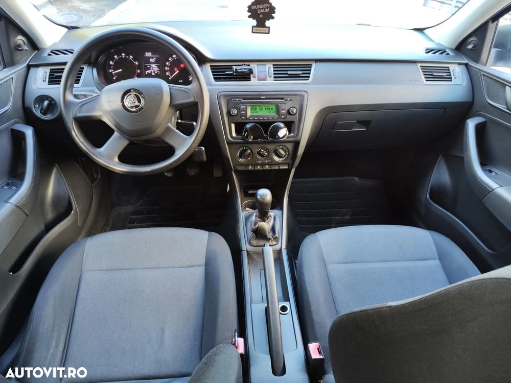 Skoda RAPID 1.2 TSI Active - 8