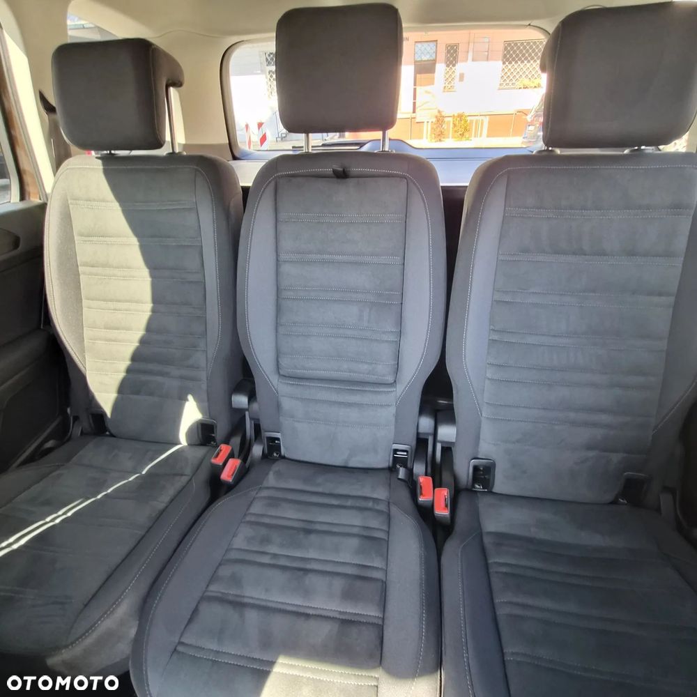 Volkswagen Touran 2.0 TDI BMT Highline - 13