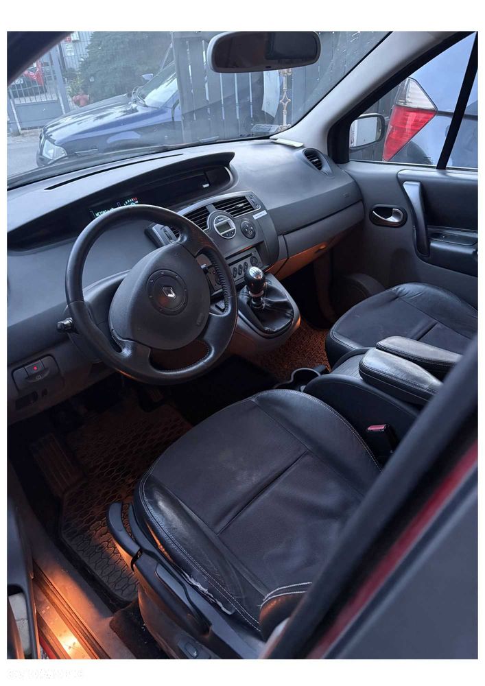 Renault Grand Scenic - 4