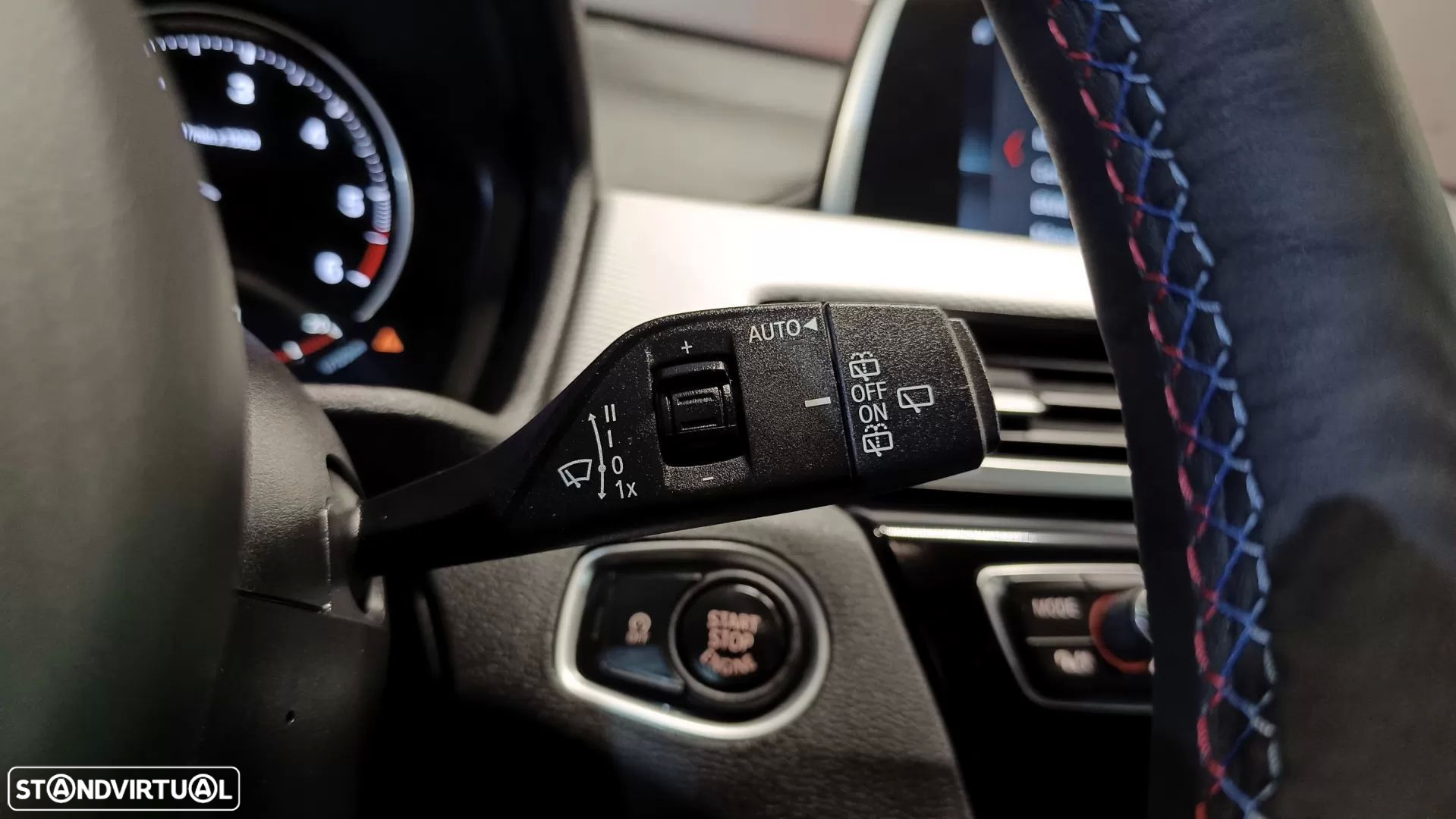 BMW X1 18 d sDrive Auto Pack M - 32