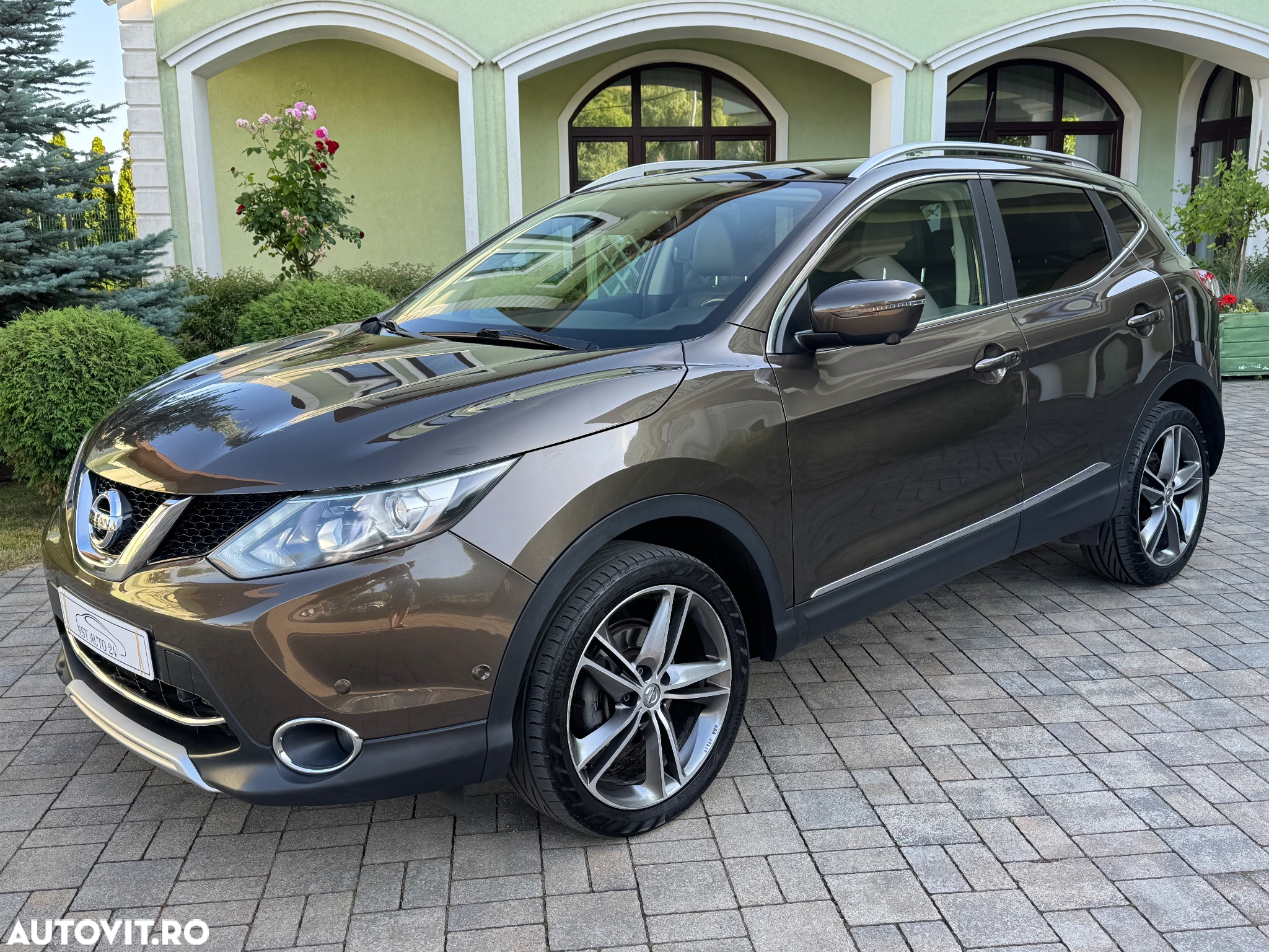 Nissan Qashqai 1.6 DCI Start/Stop X-TRONIC Tekna - 11