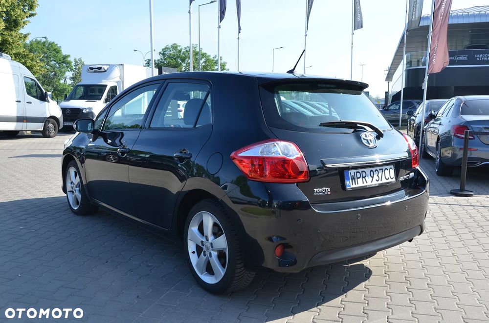Toyota Auris - 9