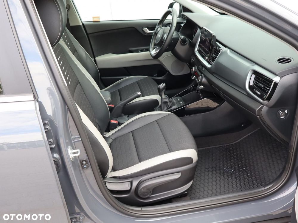 Kia Stonic - 7