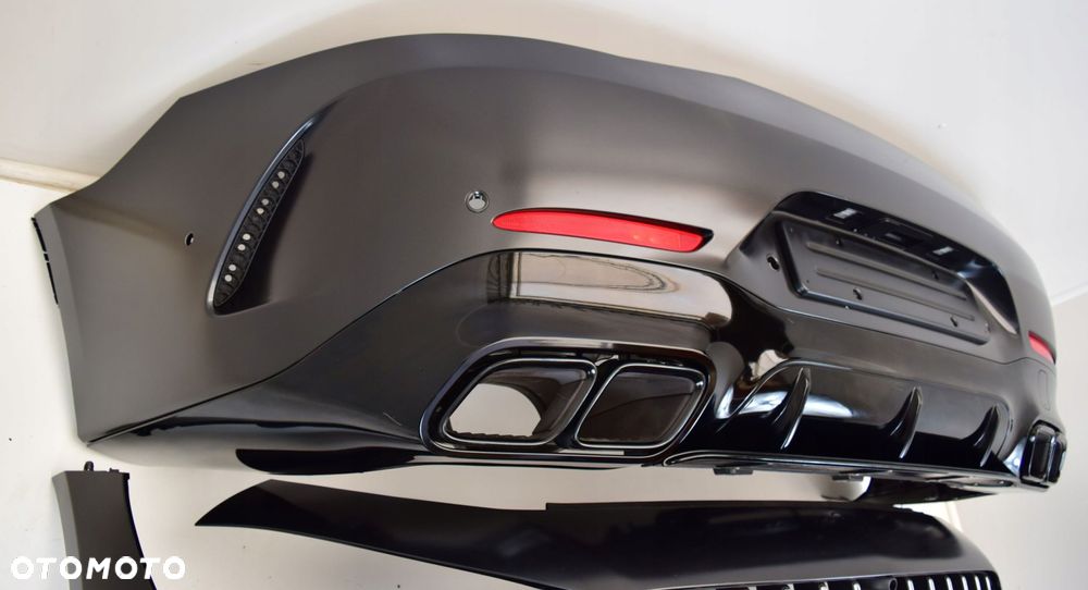 MERCEDES AMG GT 63 W290 4DOOR ZDERZAK TYLNY - 2